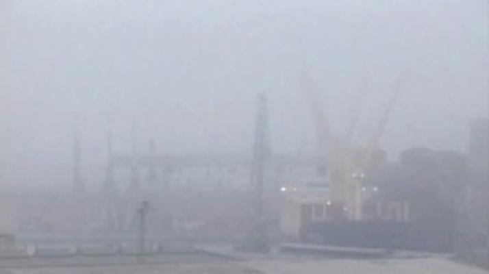 Porturile constănţene au fost închise din cauza ceţii